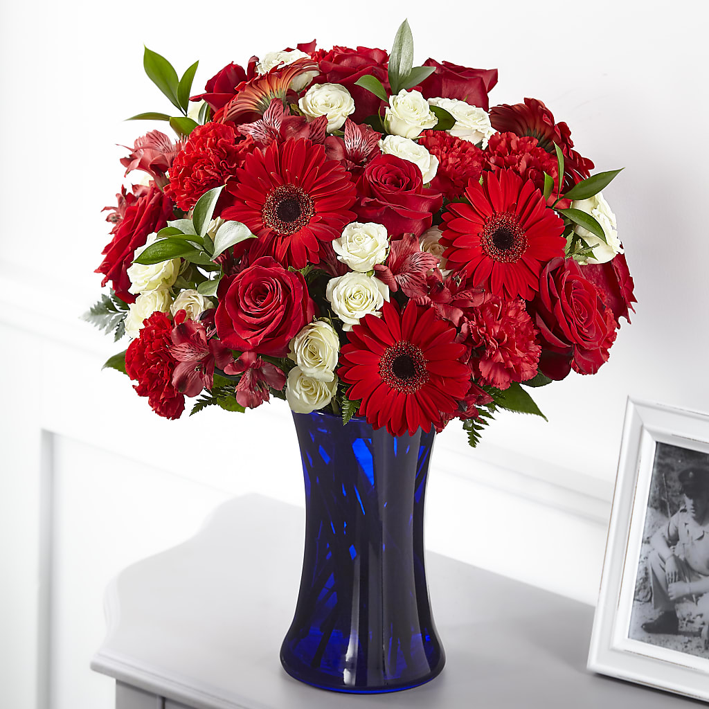 Hearts Embrace Bouquet – Life Of A Flower, Dallas TX