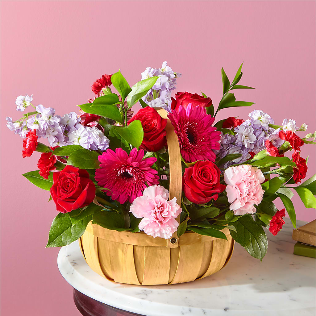 Pink Picnic Basket – Life Of A Flower, Dallas TX