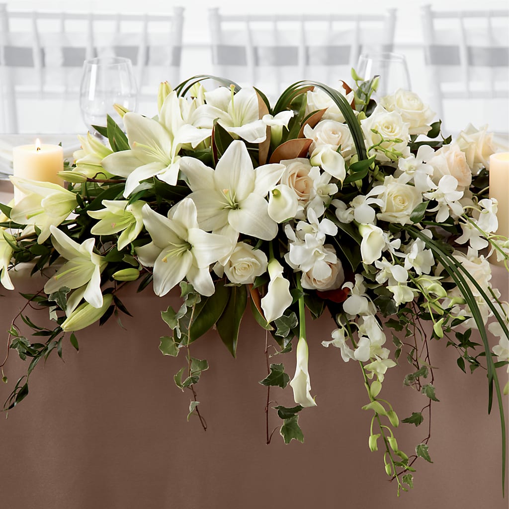 White Linen Arrangement – Life Of A Flower, Dallas TX