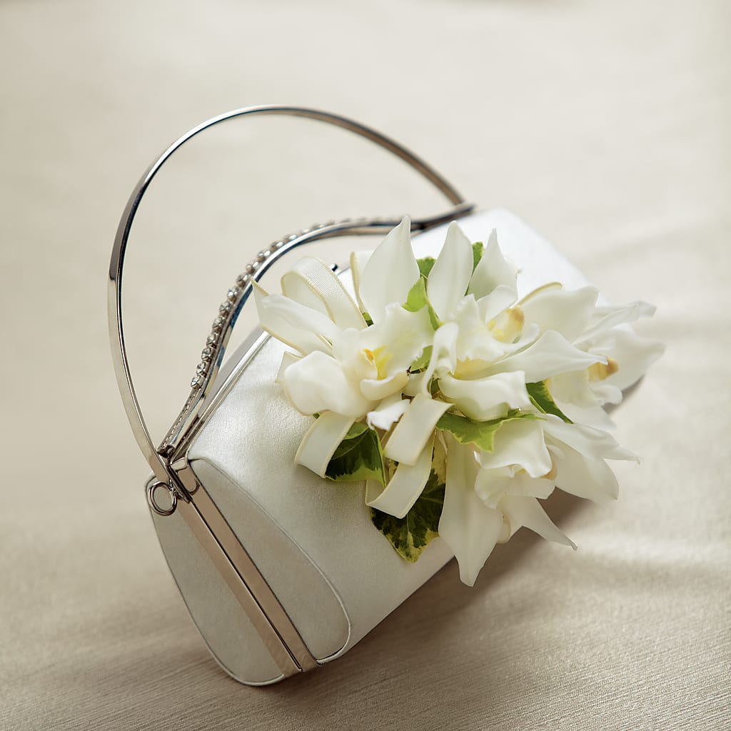 White Purse Decor – Life Of A Flower, Dallas TX