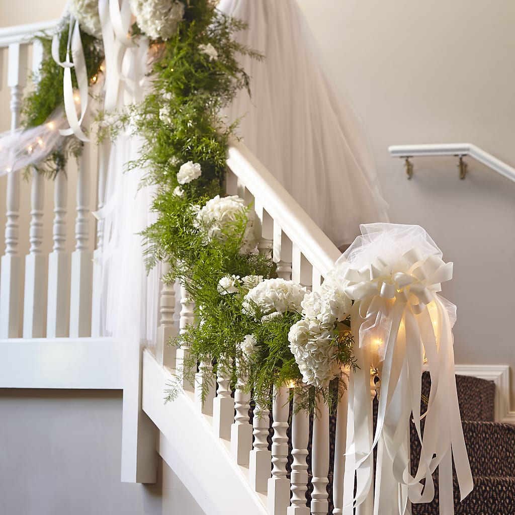 Champagne Dreams Garland – Life Of A Flower, Dallas TX