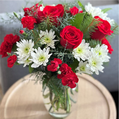 Seasonal Magic Bouquet –  Life Of A Flower, Dallas TX