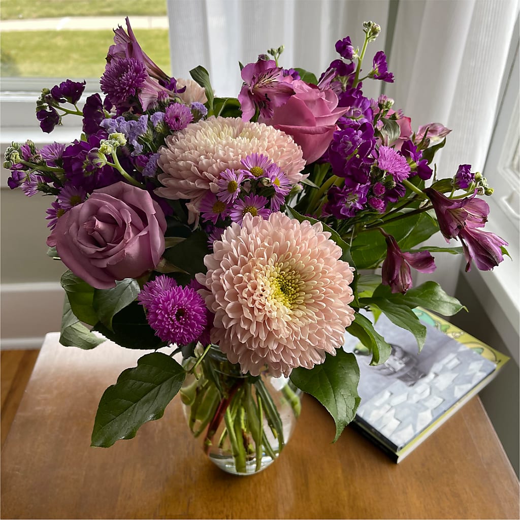 Ultraviolet Bouquet –  Life Of A Flower, Dallas TX