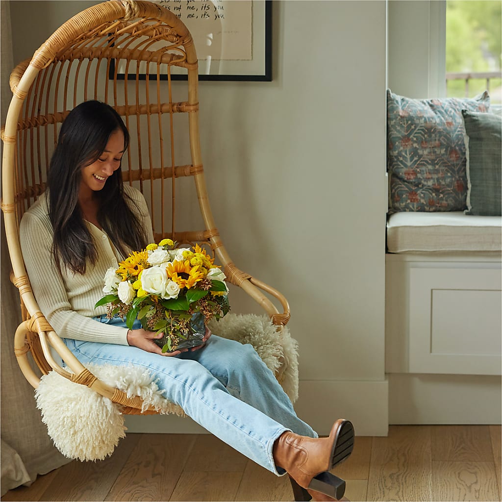 Luminous Morning Bouquet –  Life Of A Flower, Dallas TX