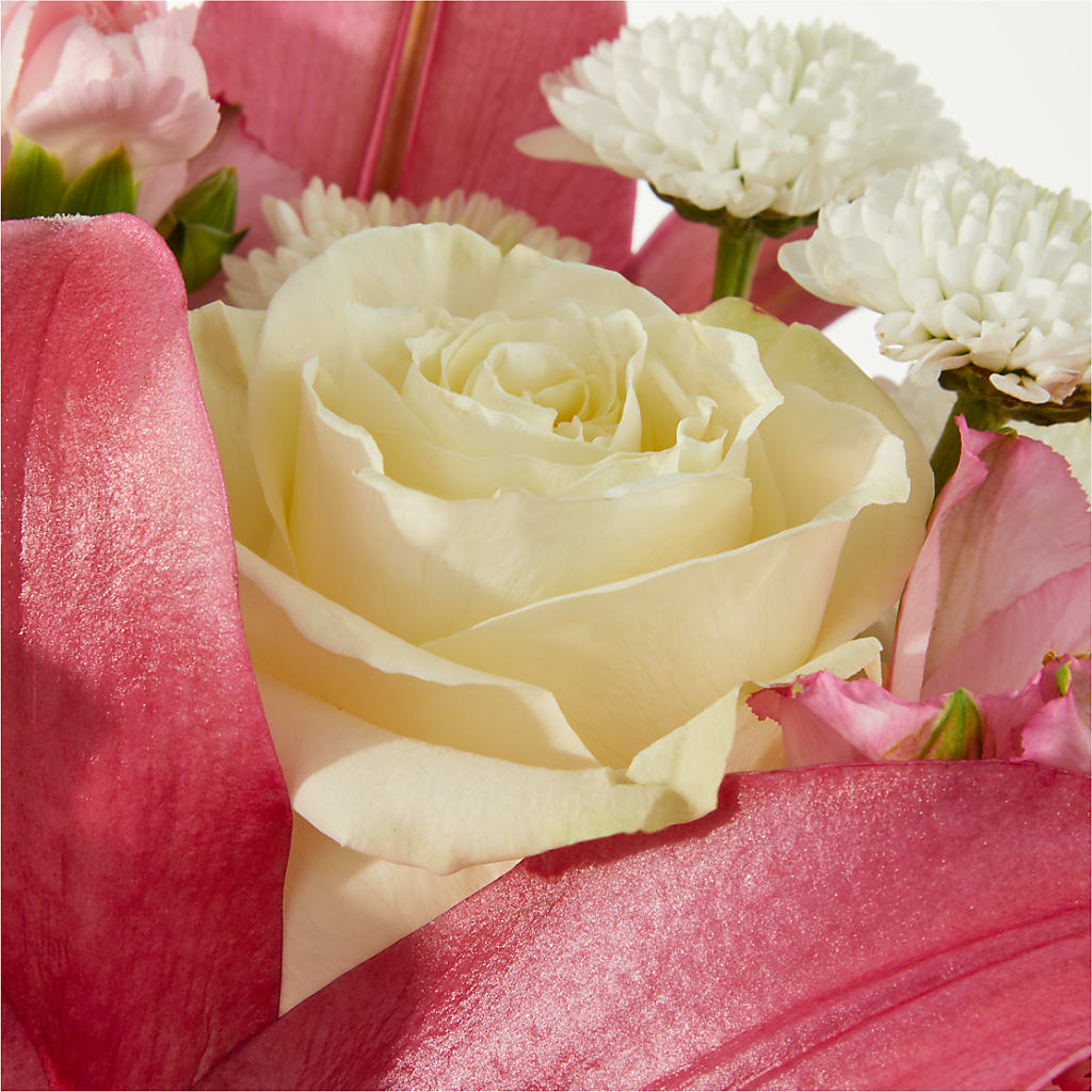 Piece of Cake Bouquet –  Life Of A Flower, Dallas TX