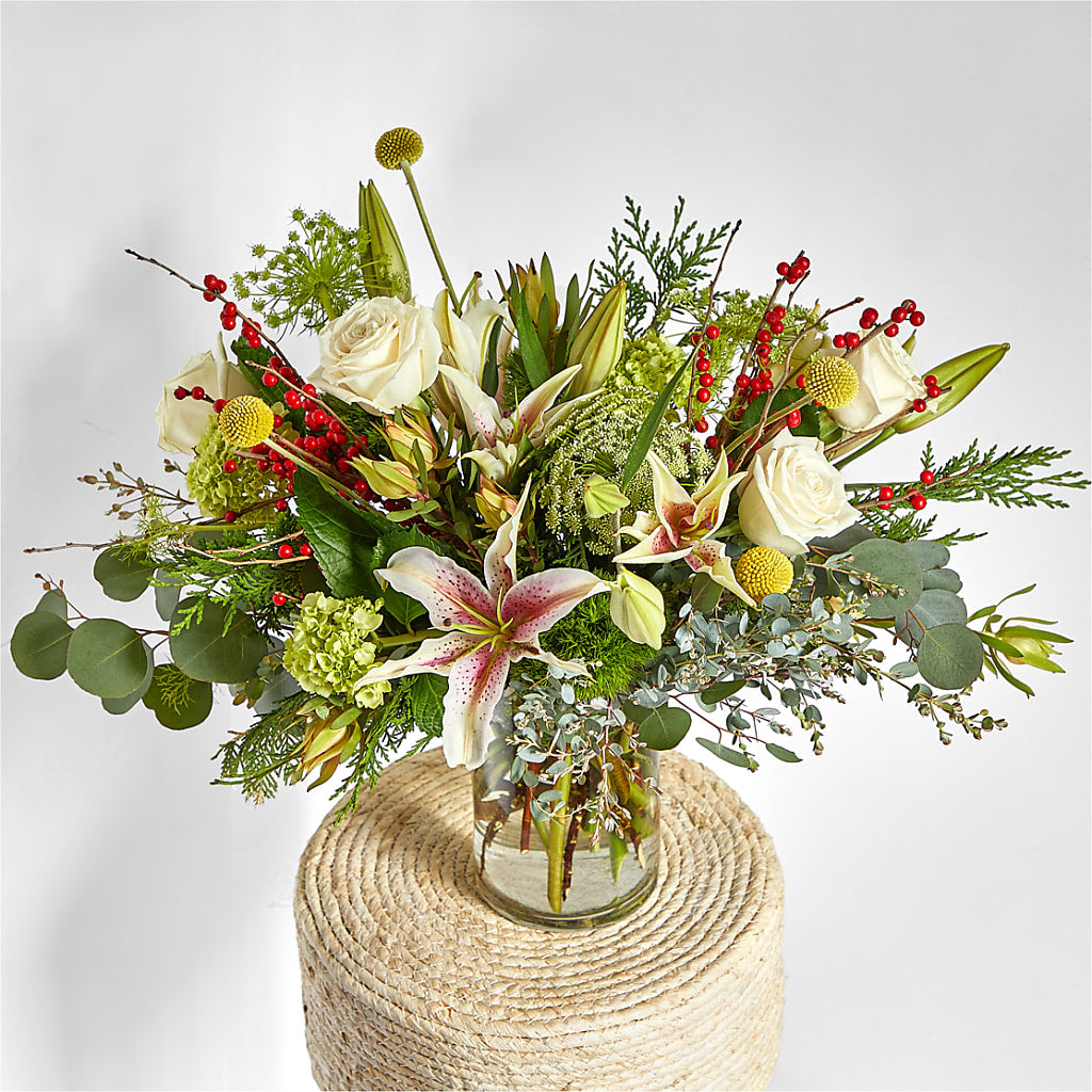 Berry & Bright Bouquet –  Life Of A Flower, Dallas TX