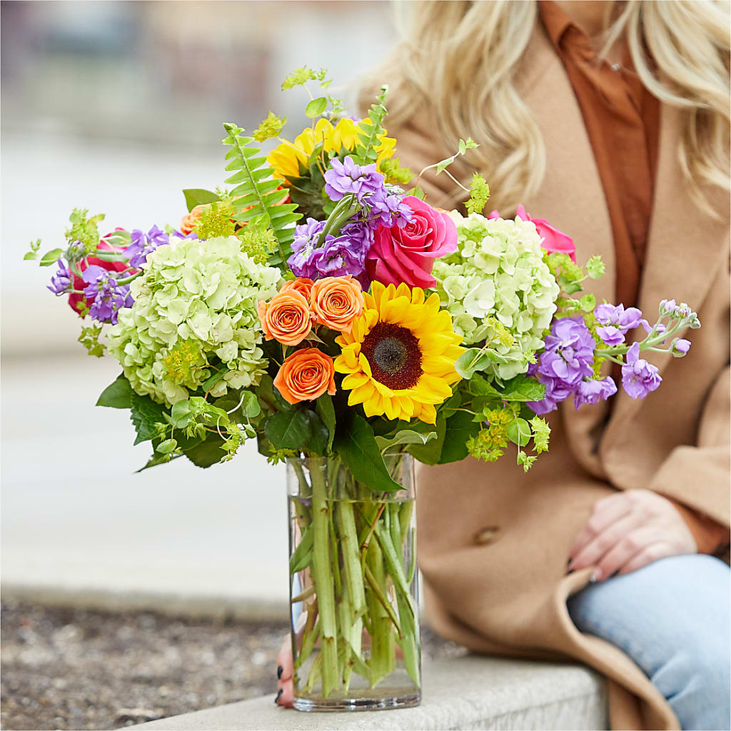 Vibrant Greetings Bouquet –  Life Of A Flower, Dallas TX