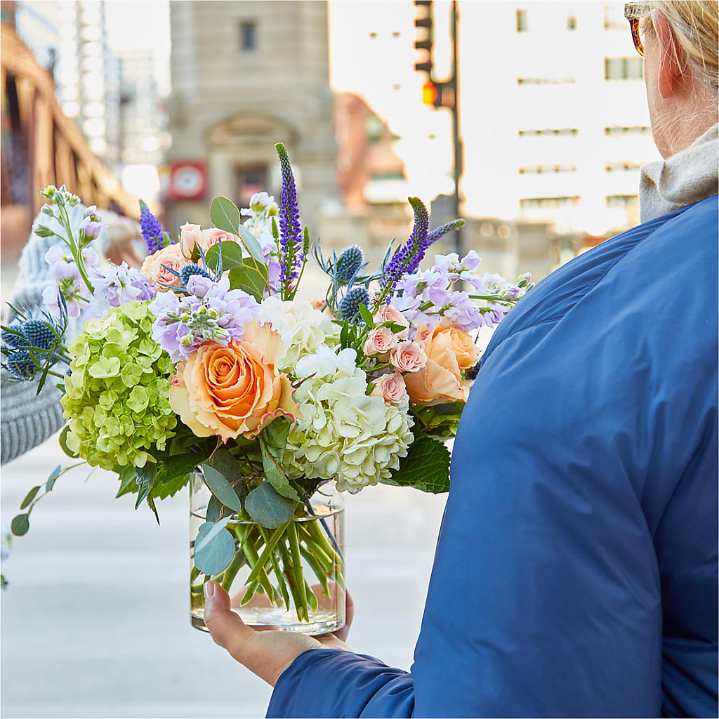 Porch Swing Bouquet –  Life Of A Flower, Dallas TX